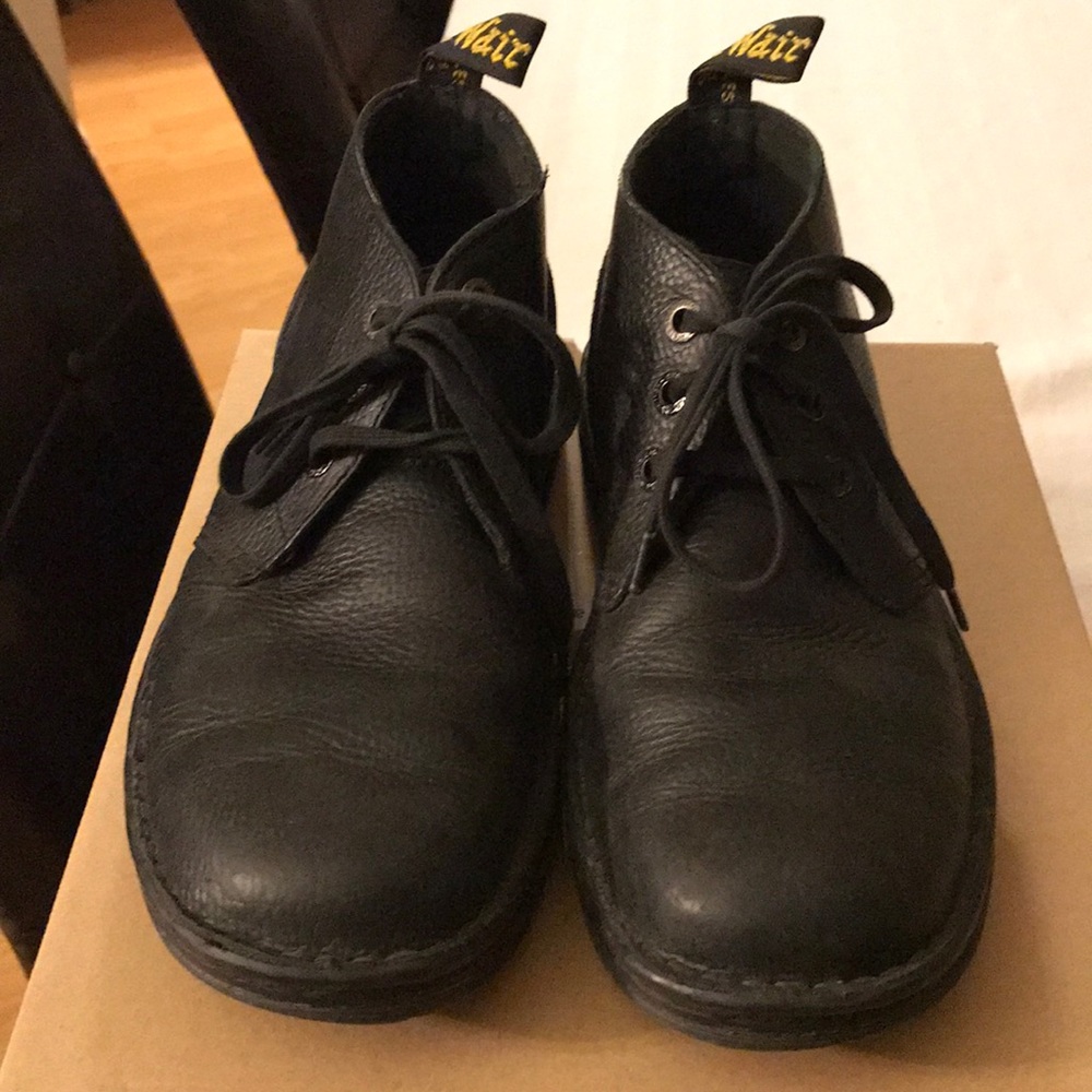 Men’s Dr Marten short boot black size 9 used